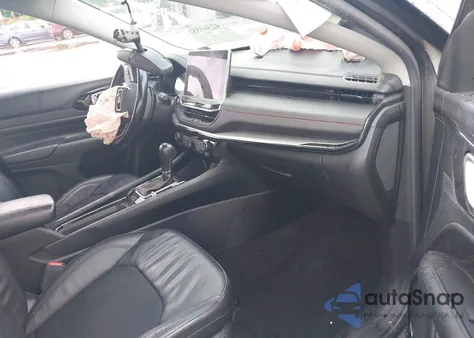 2022 Jeep Compass Trailhawk z USA, uszkodzony, nr VIN 3C4NJDDB6NT105934